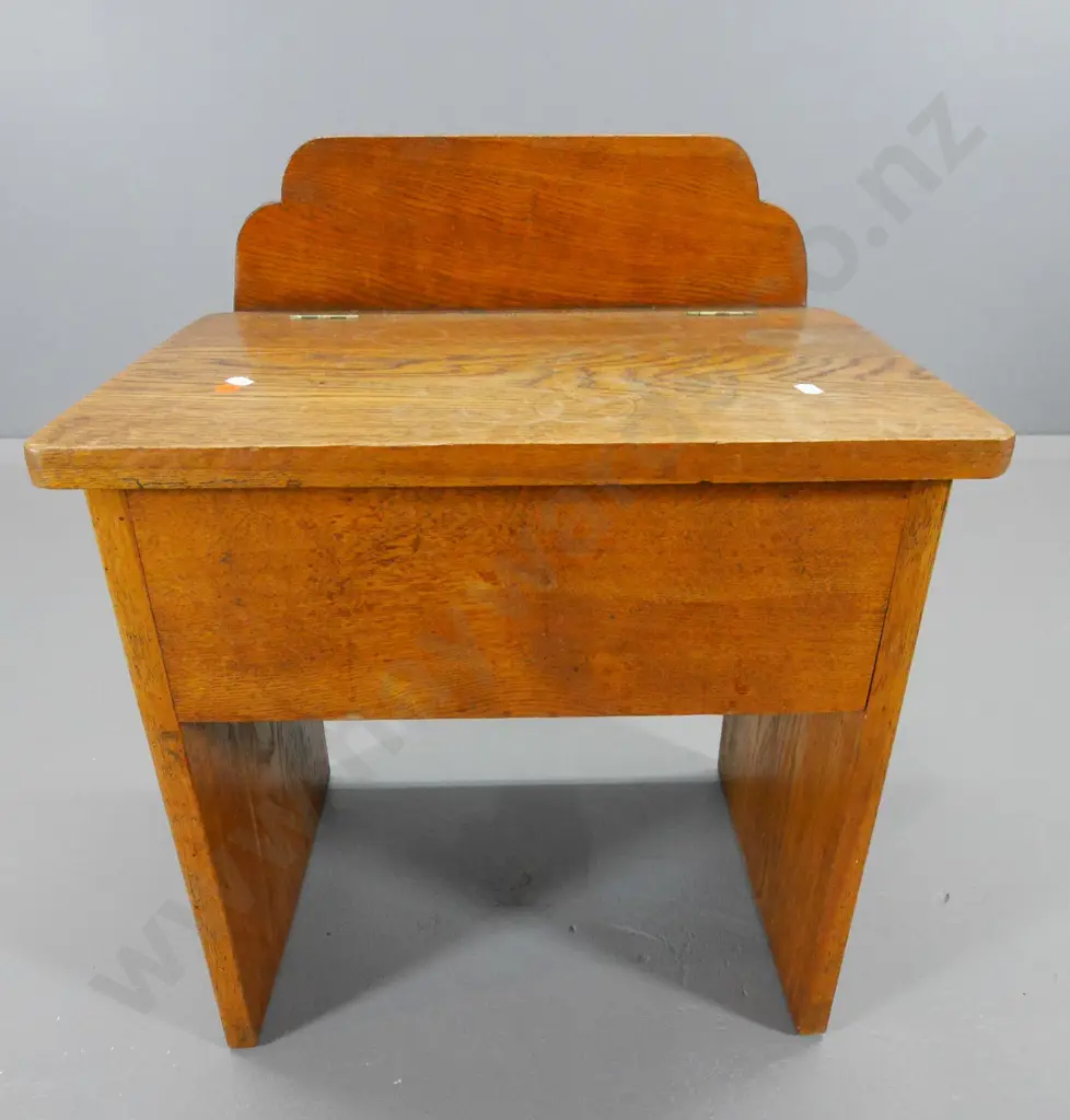 deco oak lift-top storage chest/seat with internal dividers H600 W480 D320 Image 1++