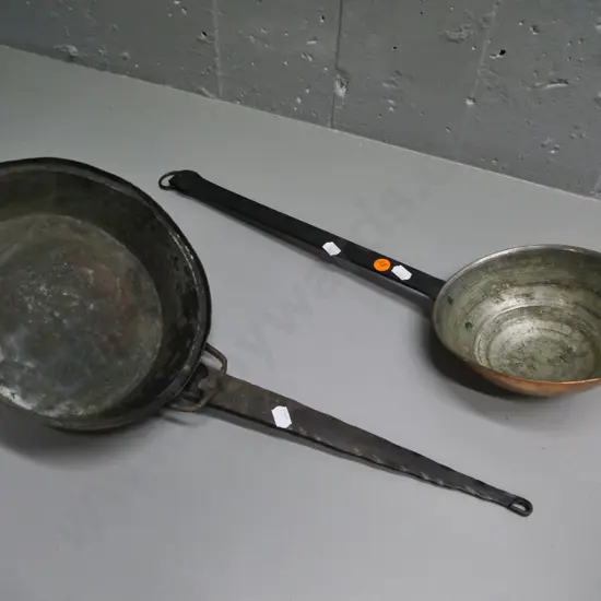 2 vintage copper-plated items with metal handles - dipper L-460 and frying pan