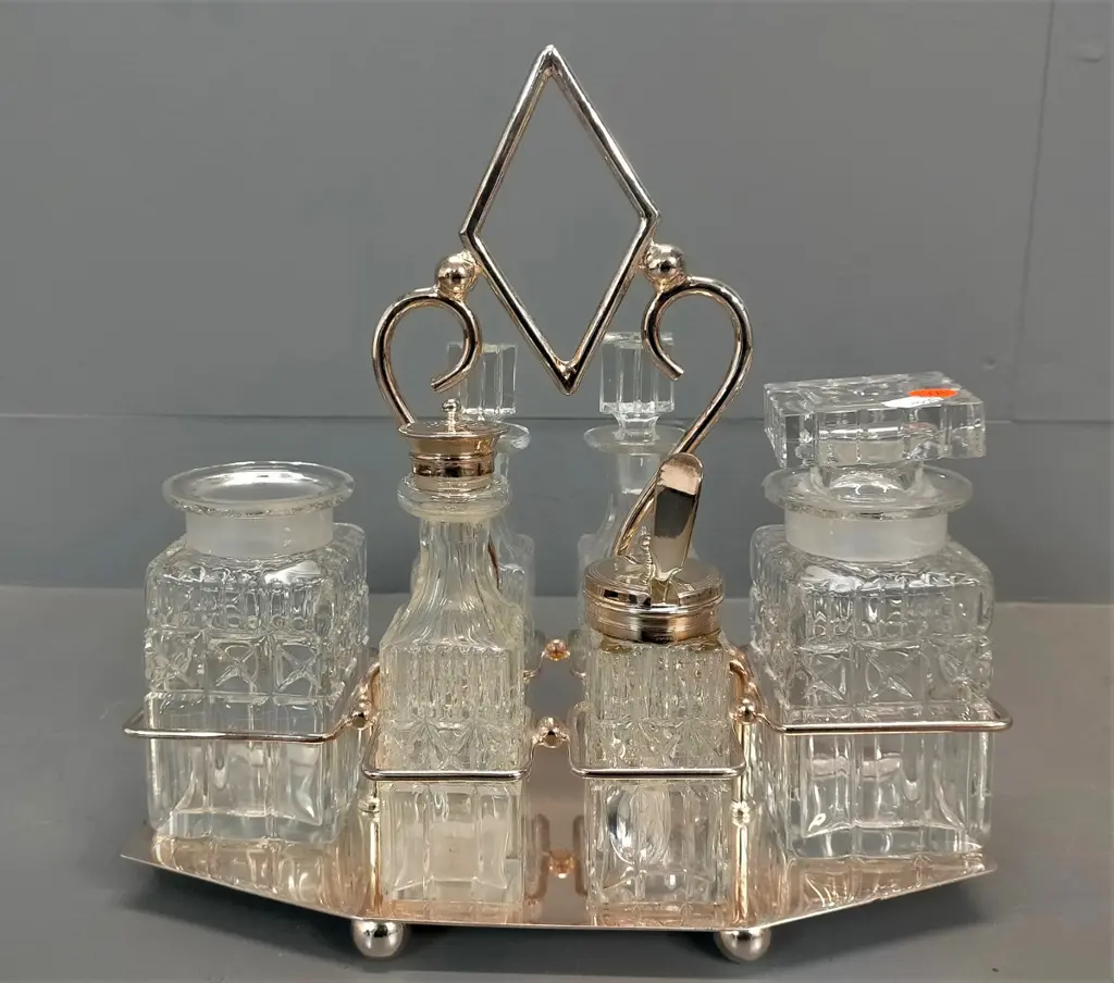 glass 6 piece condiment set in plated stand - lid missing from 1 pickle jar H-290 W-290 Image 1++