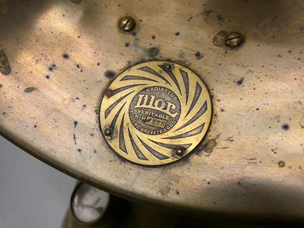 French "Lilor" brass hut/camp heater H-500 Diameter of reflector 350 Image 1++