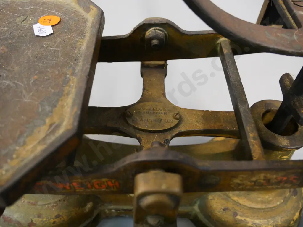 Carnegie & Layton heavy cast metal balance scales with tray and 4 weights - overall H-260 W-350 Image 1++