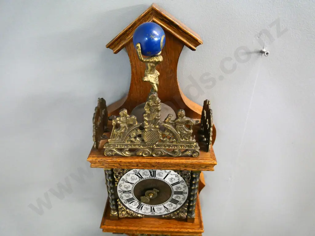 ornate Dutch wood-cased and brass pendulum wall clock - one hand has come off H-550 Image 1++