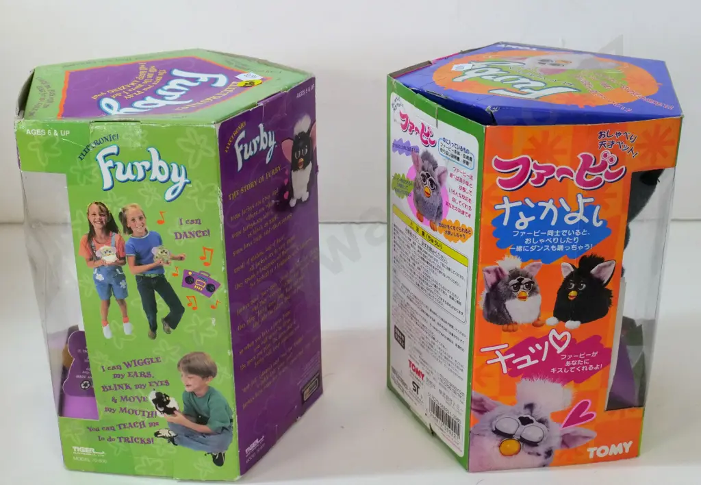 two 1998 Furby electronic toys in original boxes - one with Japanese text on box - boxes H-200 Image 1++