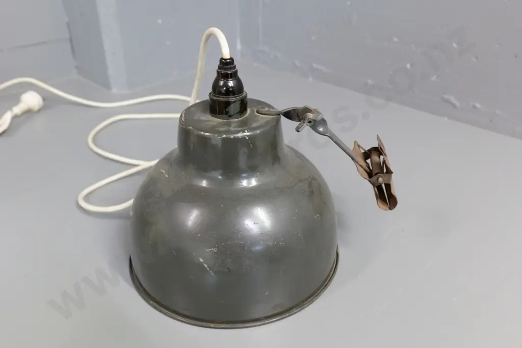 vintage metal work light with clamp fitting - paint loss and wear H-230 Diameter 240 Image 1++