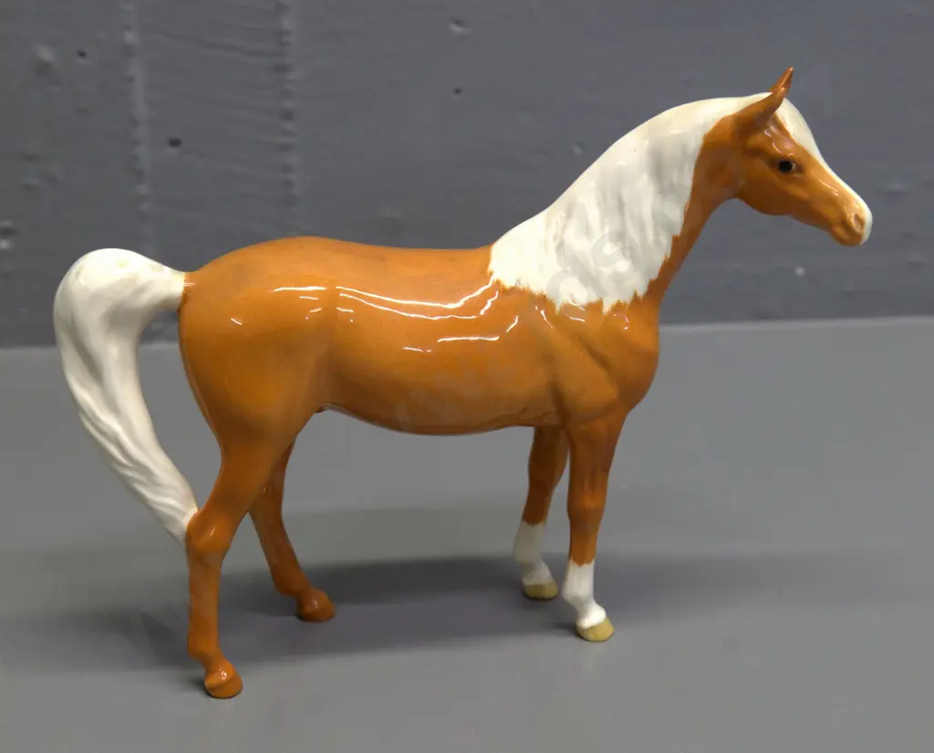 Beswick horse figure H-160 L-210 Image 1++