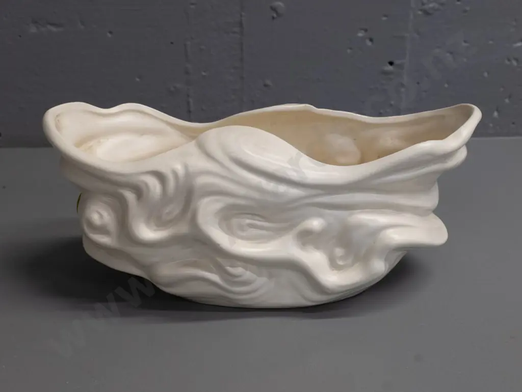 Crown Lynn cream glaze log vase - stamped 587 - small manufacturing flaw on rim H-120 L-260 Image 1++