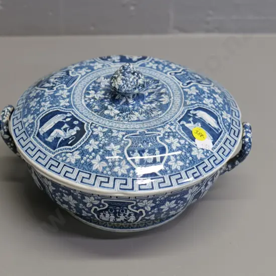 Spode Copeland 'Greek' pattern blue & white lidded serving dish H-130 W-240 at handles