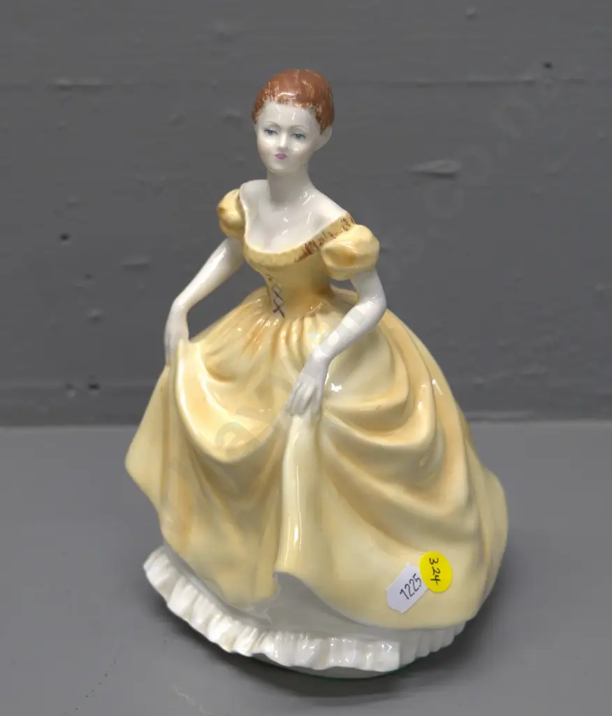 Coalport china ' Ladies of Fashion' series figurine - Emily. H-210 Image 1++