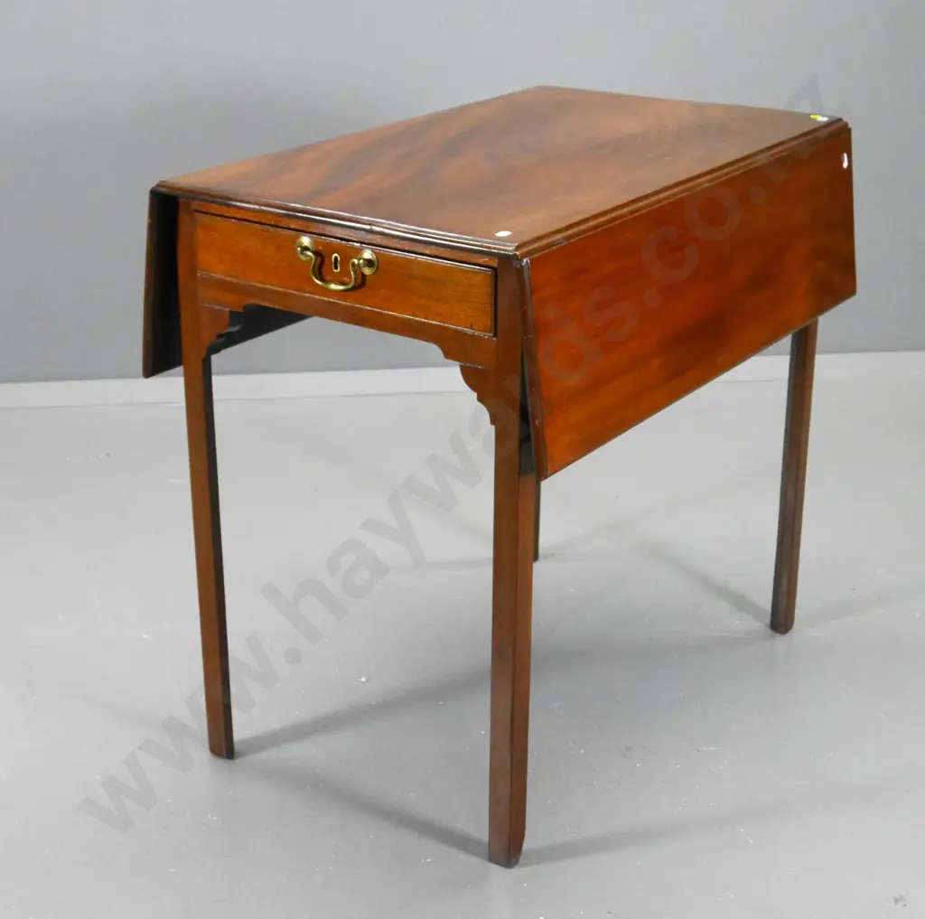 vintage mahogany drop-side supper table, 1 drawer with brass handle & escutcheon, no key H710 W790 L900 open Image 1++
