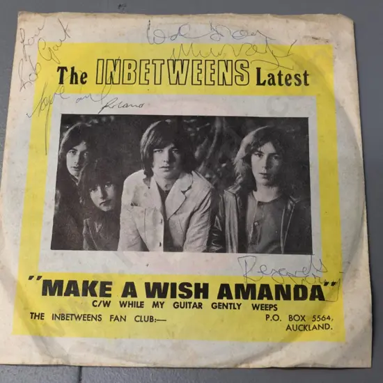 45 RPM single - Dunedin band The Inbetweens - signed by some band members?