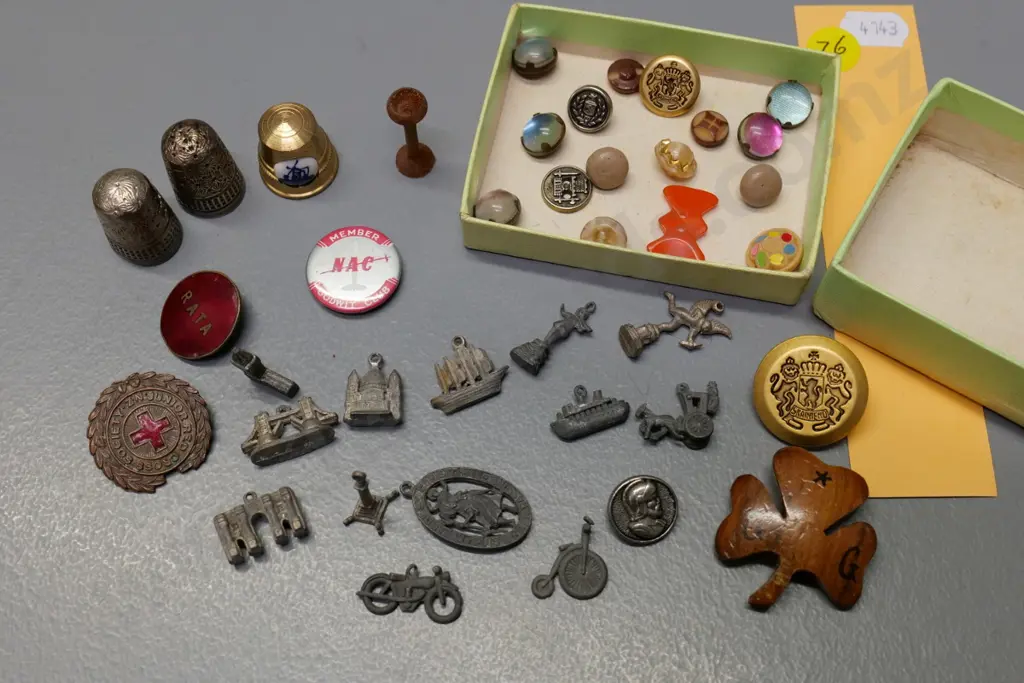 sterling silver thimble and 2 other thimbles, assorted small metal charms, buttons, badges etc. Image 1++