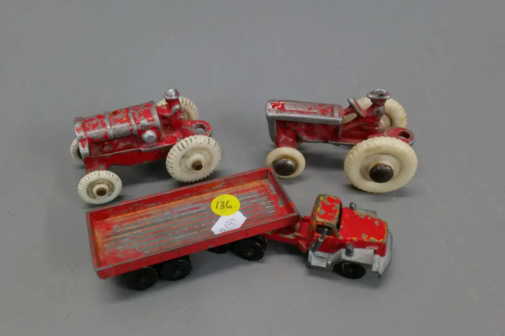 3 vintage Fun Ho cast metal vehicles - International truck with trailer L-140 & 2 tractors Image 1++