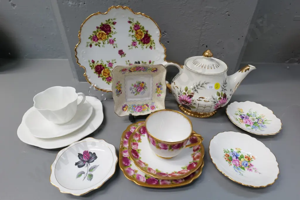 assorted fine china - Wood & Sons Ellgreave teapot, Shelley white trio, Royal Albert heavy gilt trio, etc. Image 1++