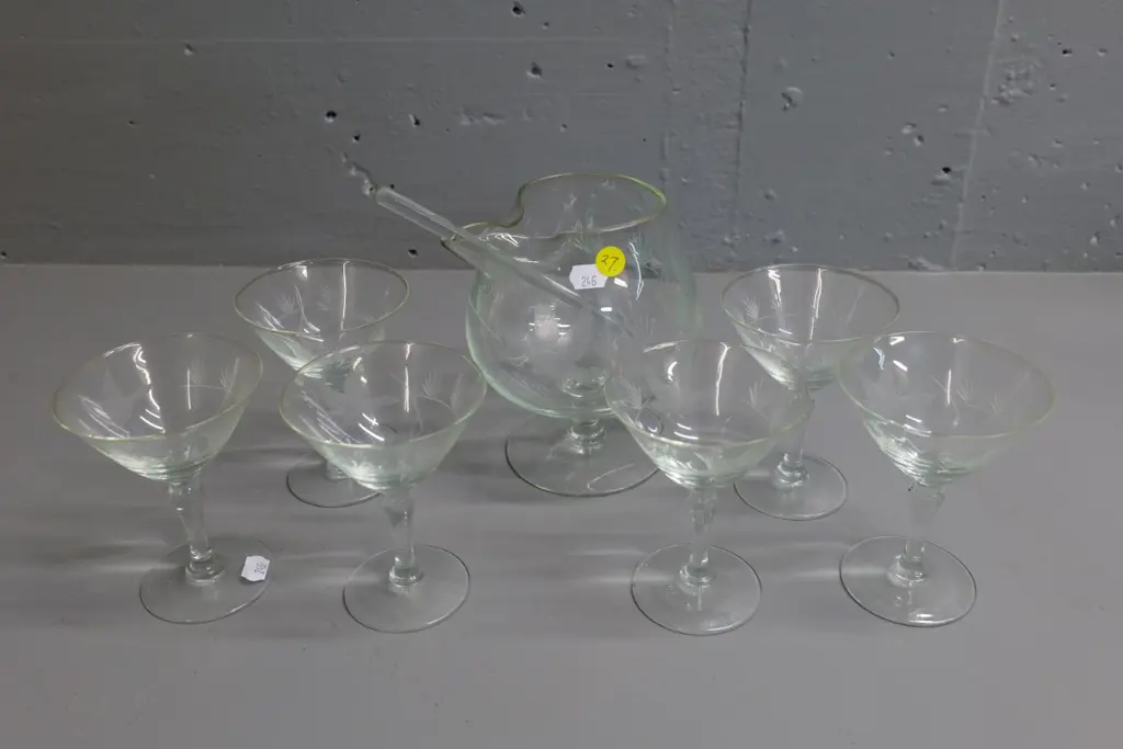 7-piece crystal martini set with etched flying duck pattern, with stirrer - jug is H-155 Image 1++