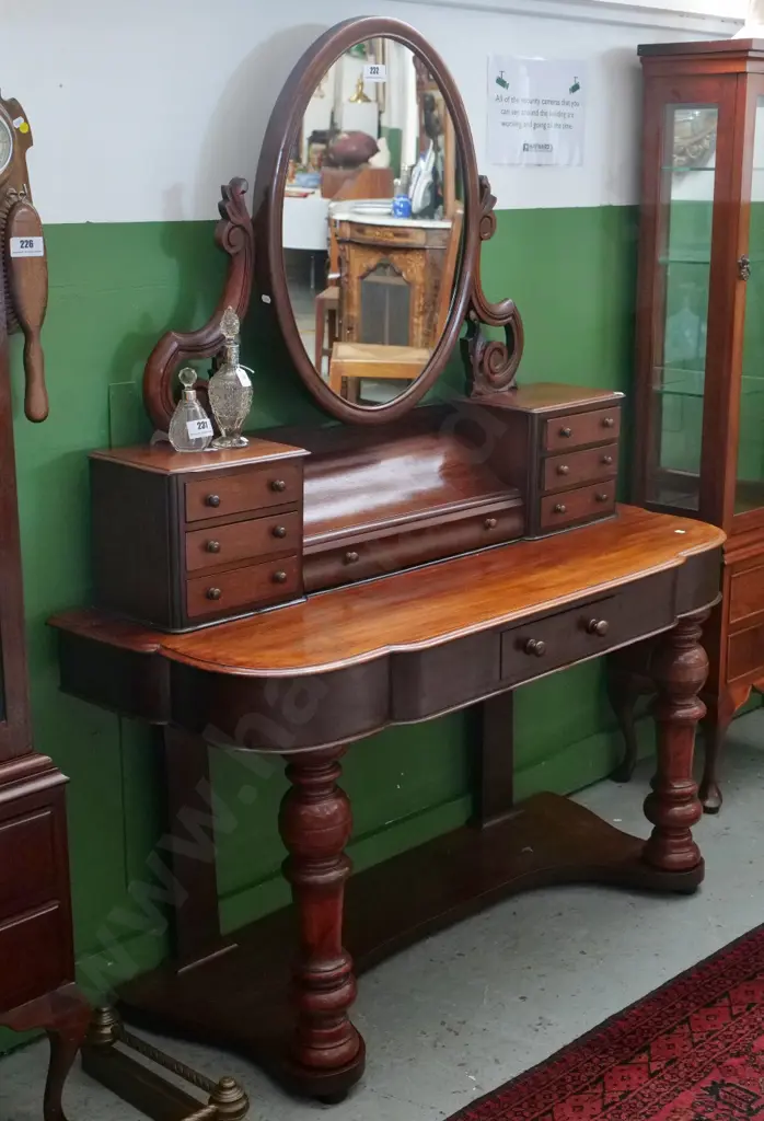 Victorian mahogany 8 drawer turned leg mirror back dresser H-1430 W-1190 D-500 Image 1++