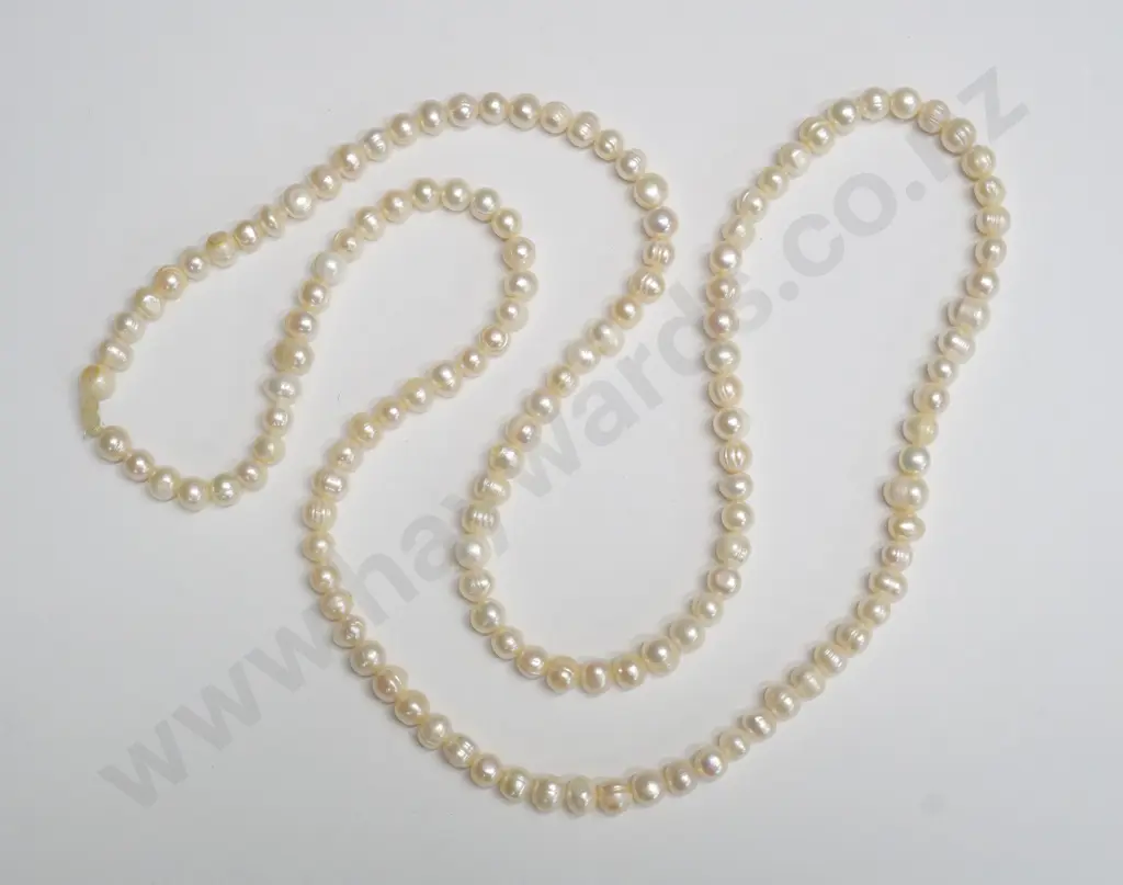 long fresh water pearl necklace Image 1++