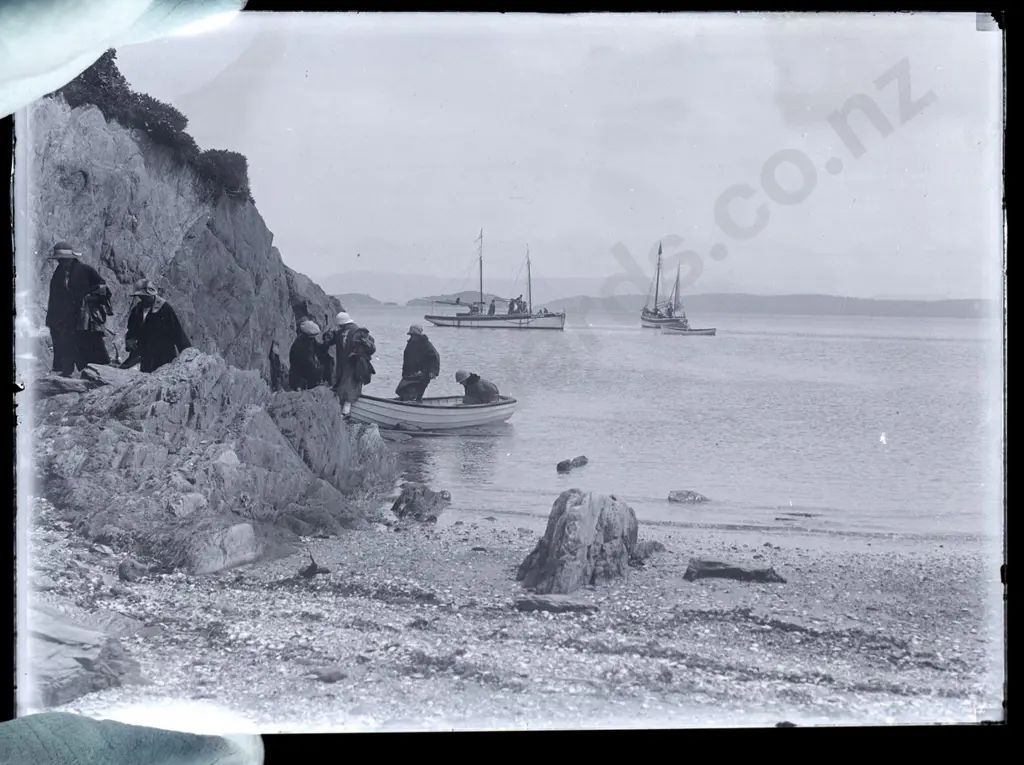 EA Philips studio? 3 boxes glass plate negatives: Winton, picnickers, box labelled Otago Harbour copy photos etc Image 1++