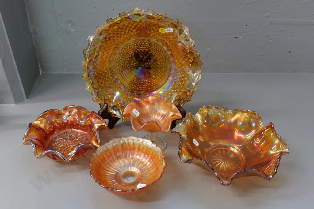5 pieces of marigold colour carnival glass - largest dish D-260 Image 1++