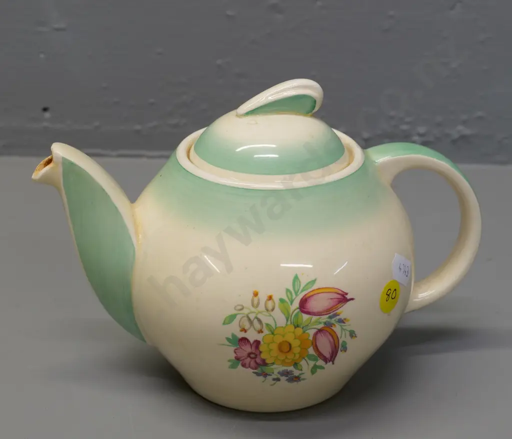 Susie Cooper Springtime kestrel shape teapot Image 1++