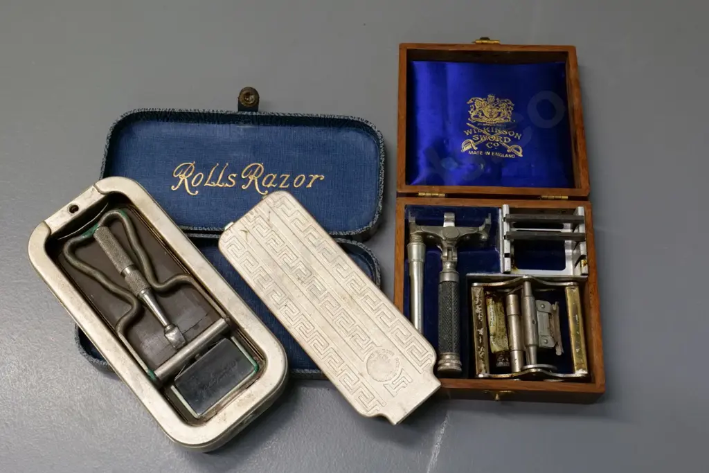 2 vintage razor sets - wood-cased Wilkinson Sword w/spare blades & sharpener and cased Rolls set Image 1++