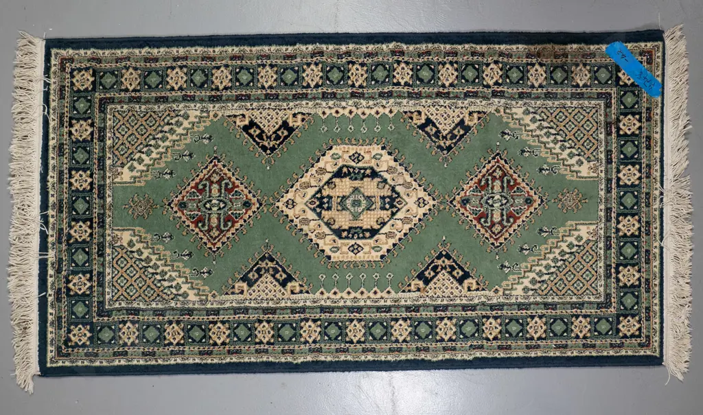 Dunya Turkish Persian style synthetic floor rug - greens and beiges L-1550 W-800 Image 1++