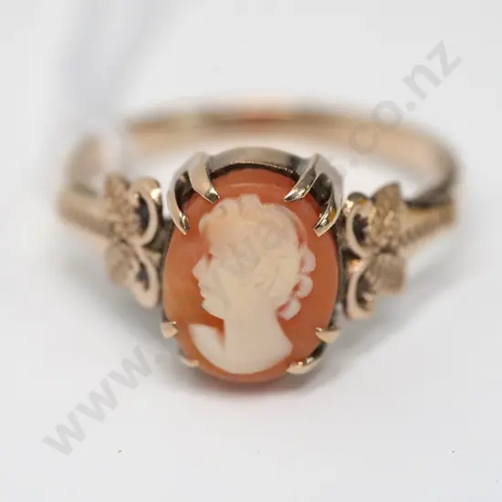 9ct cameo ring stamped