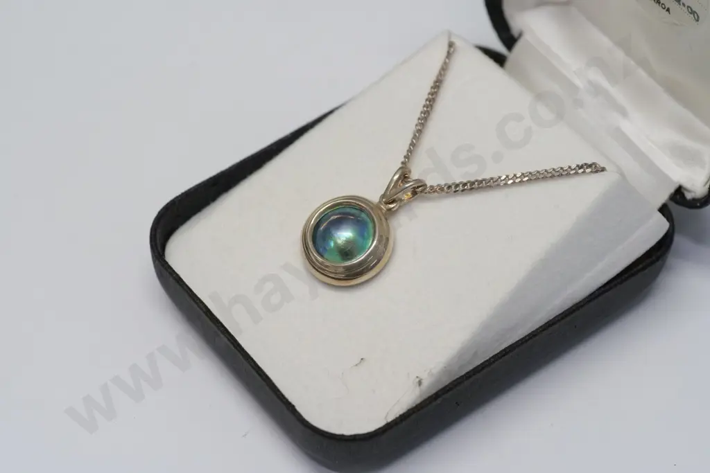 paua pearl necklace Image 1++