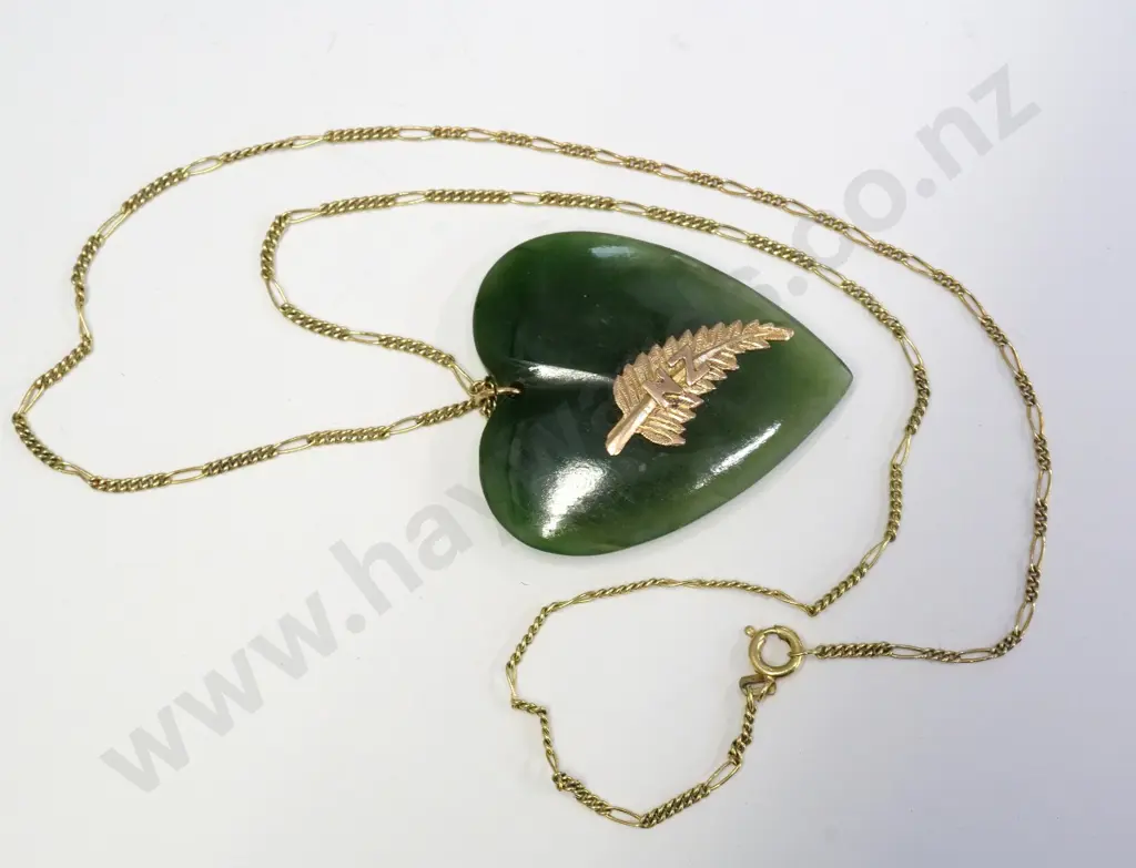 large greenstone heart necklace with gold fern leaf NZ no markings Image 1++