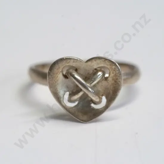 silver ring stamped 925