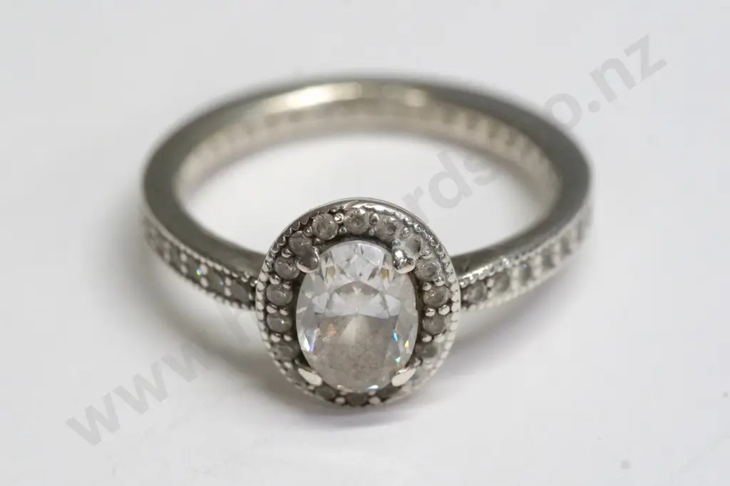 silver dress ring stamped S925 Ale 50 Image 1++