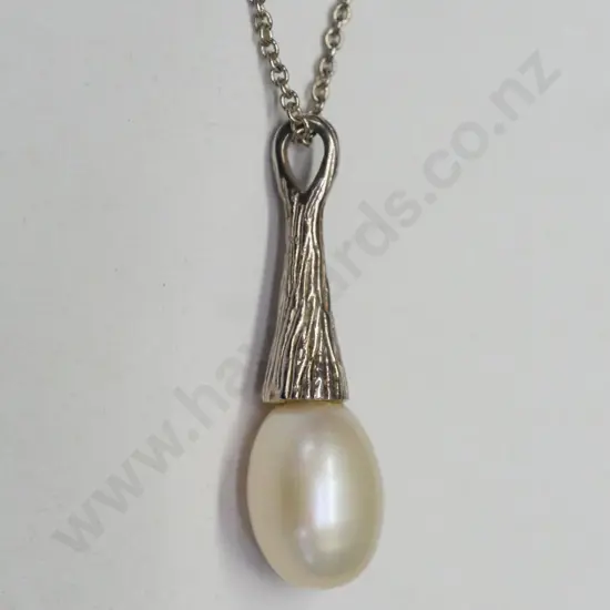 pearl necklace on silver chain stamped 925
