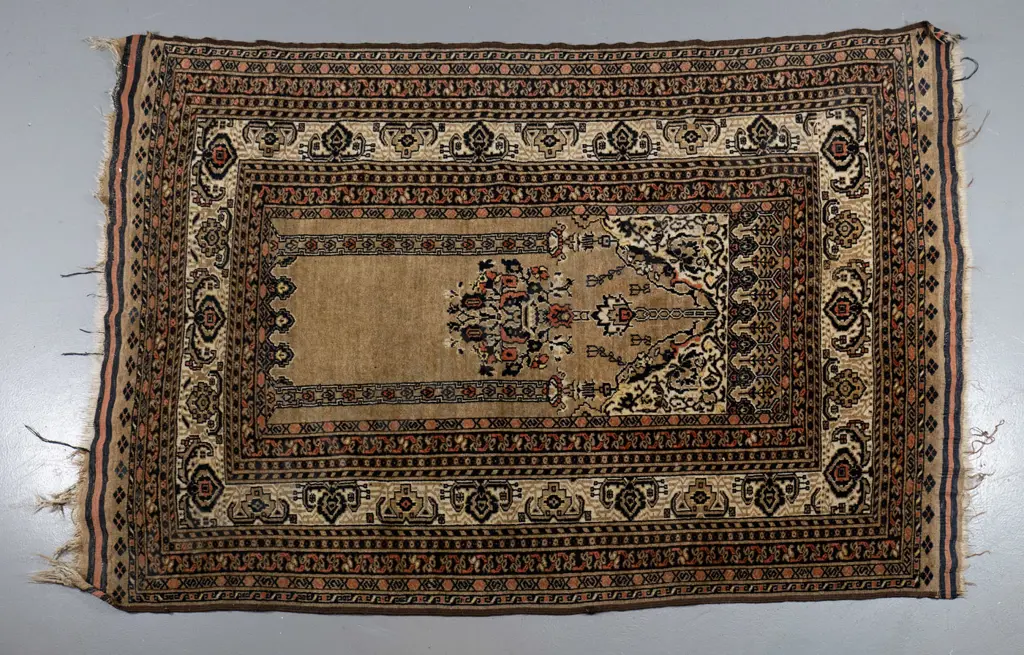 hand-knotted wool Persian floor rug - red, browns and gold L-1500 W-1100 Image 1++