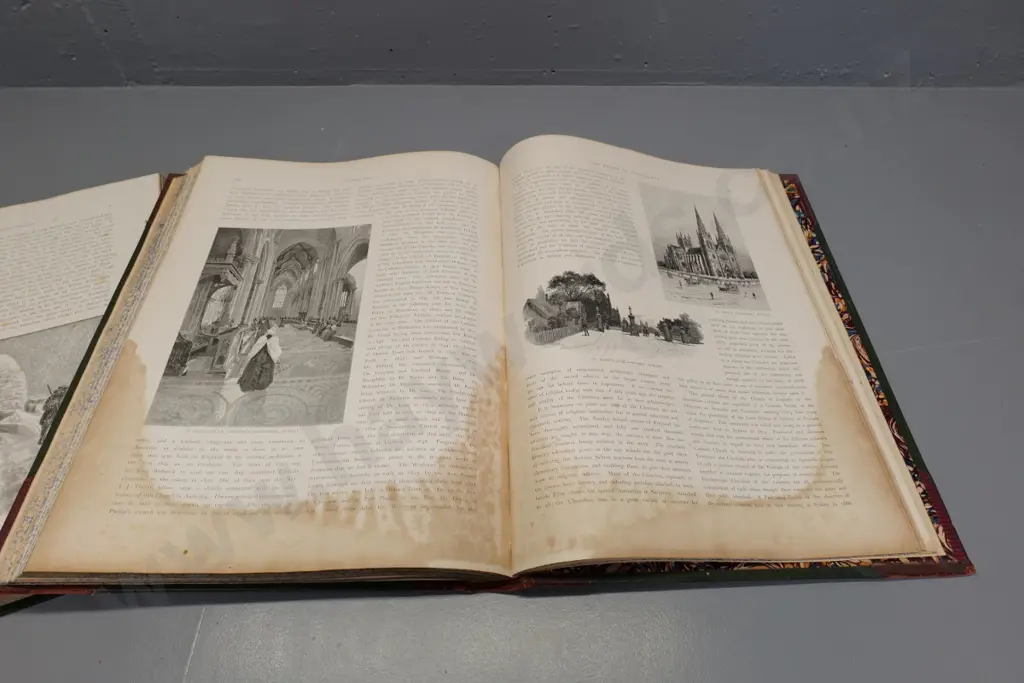 Picturesque Atlas of Australasia in 3 volumes - 1886 - foxing and staining H-460 W-360 Image 1++