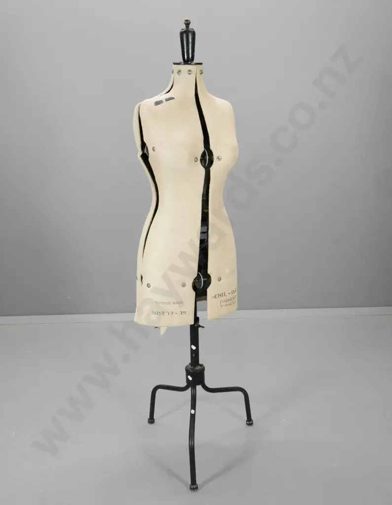 vintage Chil-Daw adjustable dressmaker's form on metal tripod base H-1500 as photographed Image 1++