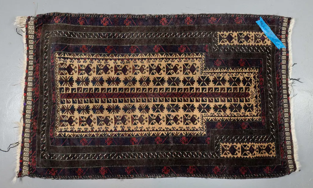 hand-knotted wool Persian floor rug - navy, dark red, beige L-1400 W-800 Image 1++