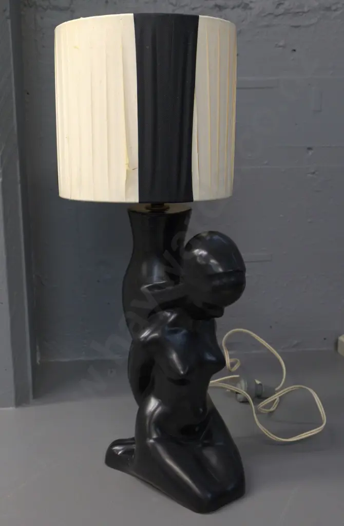 retro porcelain table lamp - kneeling figure, some damage to pleated shade H-470 Image 1++
