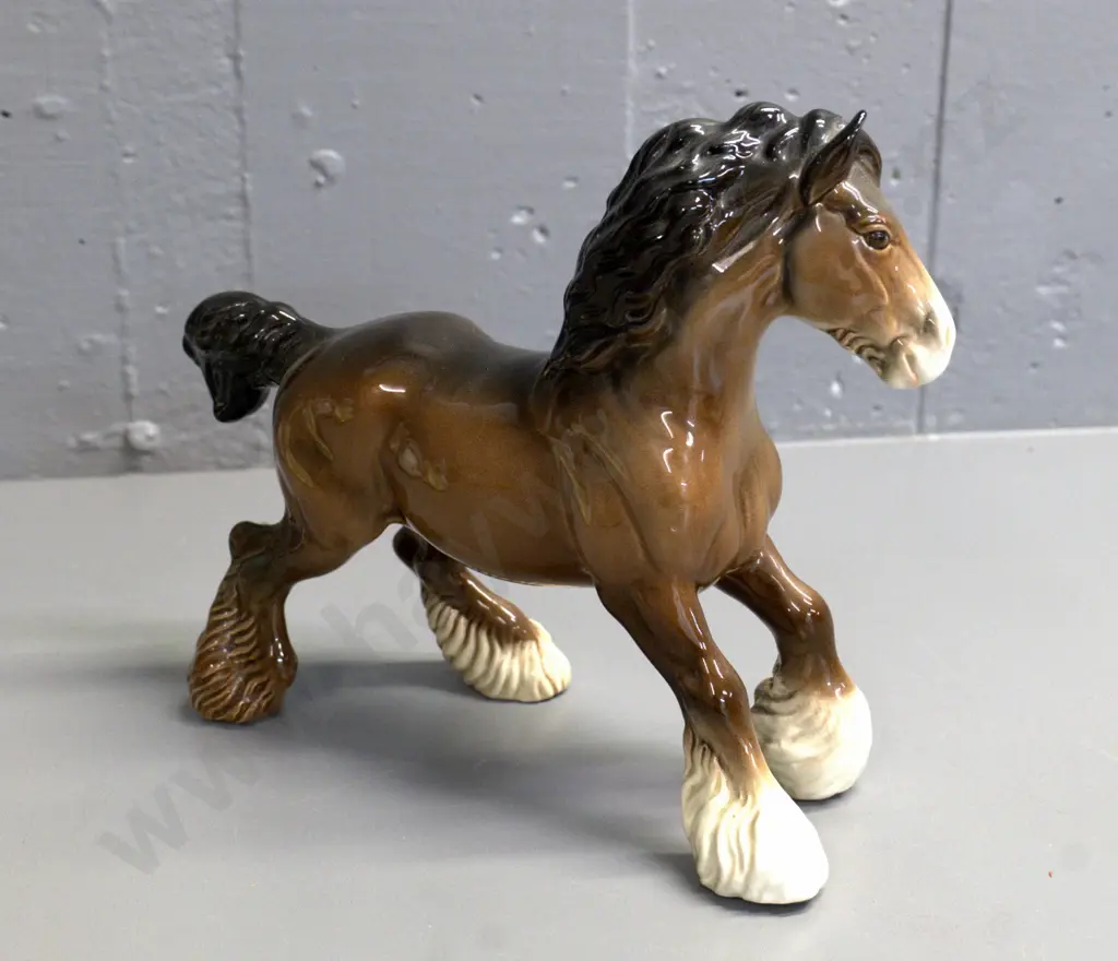 Beswick draught horse figure H-220 L-250 Image 1++