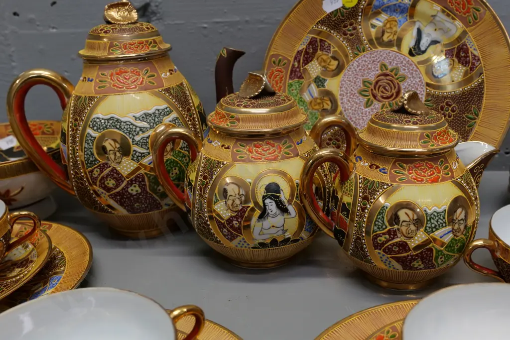 'SSC' Japanese tea set and coffee pot - 7 cups, 8 saucers, lidded cream and sugar, etc. Image 1++