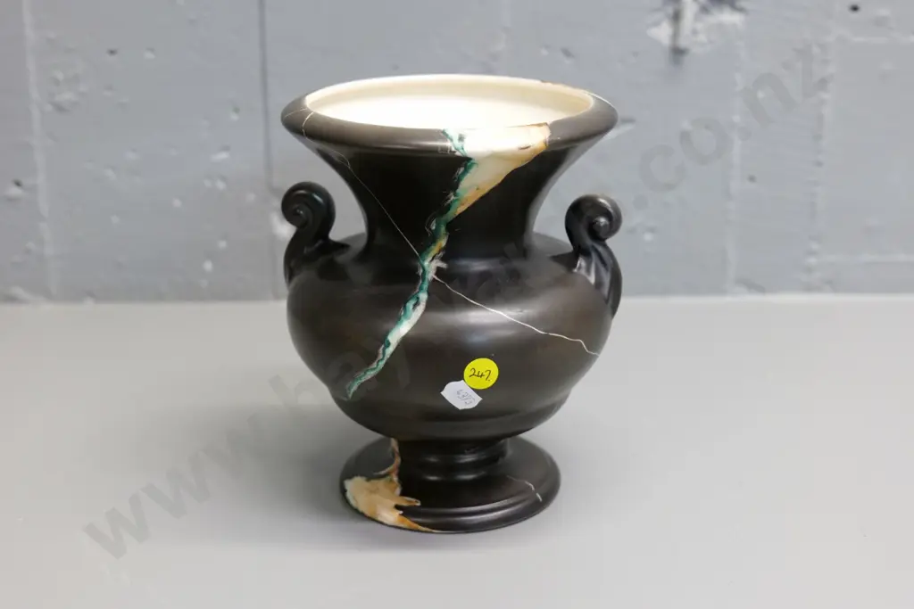 porcelain urn vase with marbleized finish - no maker's marks H-180 D-150 Image 1++