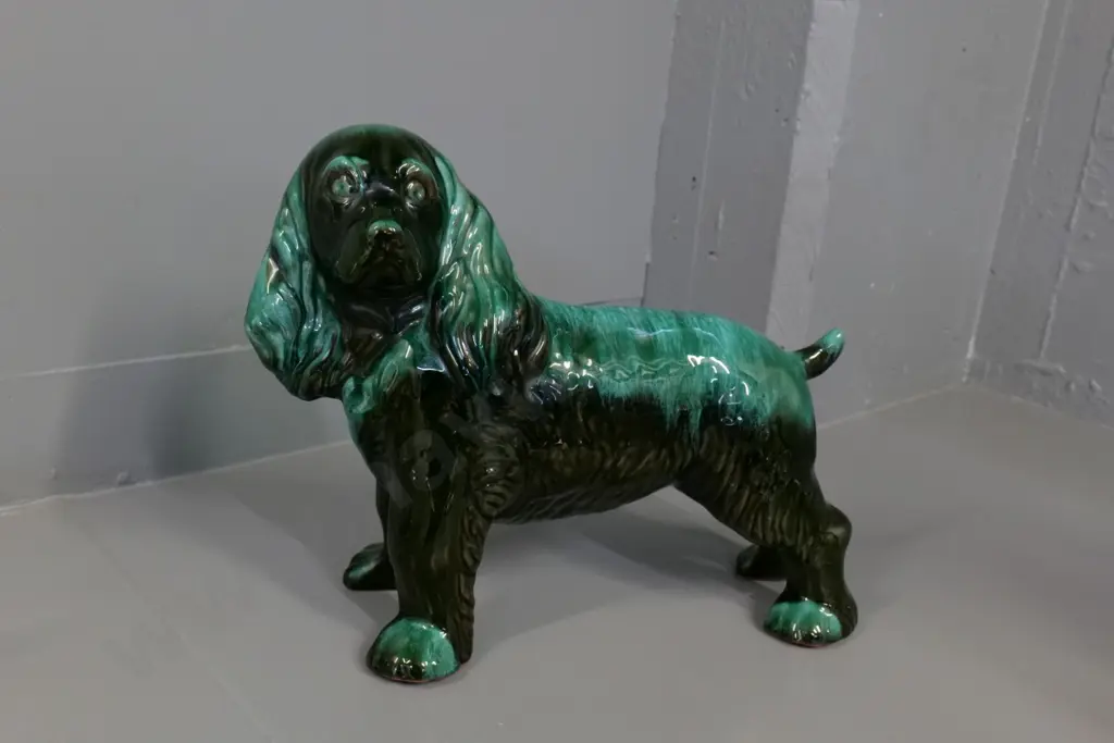 large Blue Mountain pottery dog - spaniel H-300 L-390 Image 1++