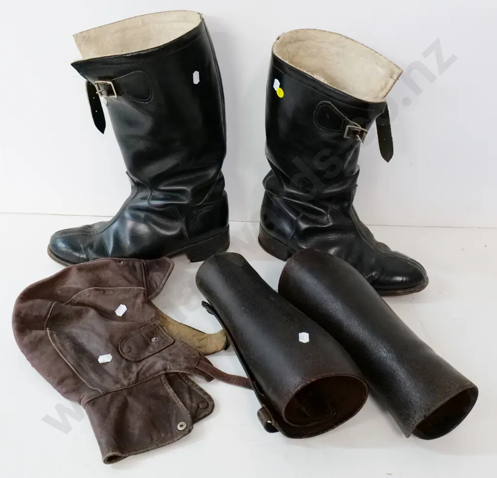 2 WWII era (RNZAF) lambskin flying helmet, pair of leather puttees, and fleece lined boots Image 1++