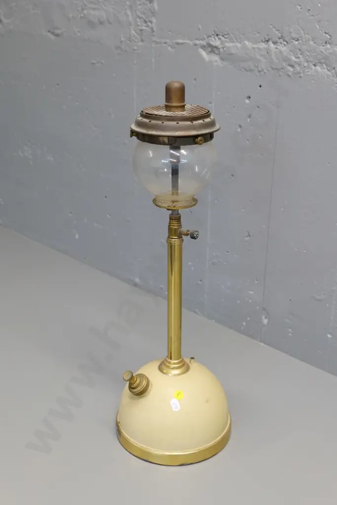 vintage Tilley kerosene lamp - brass with painted base, with glass shade H-530 Image 1++