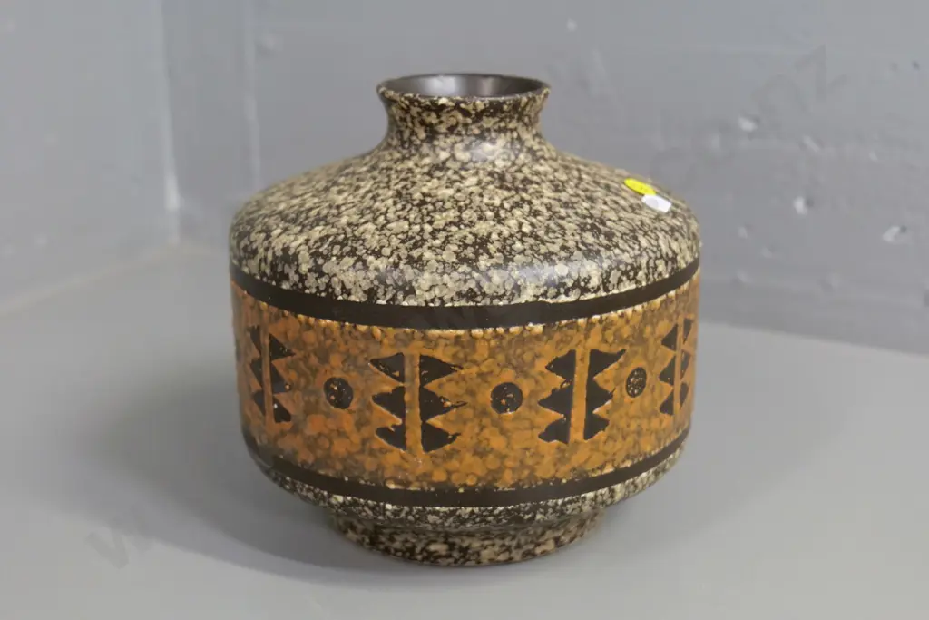German pottery narrow-mouth vase - stamped No 3052 H-200 Diameter 200 Image 1++