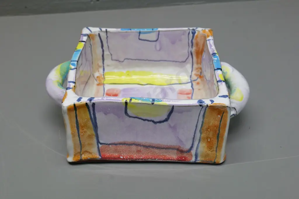 Heather Munro '97 - studio pottery handled square bowl H-80 W-180 D-180 Image 1++