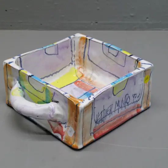 Heather Munro '97 - studio pottery handled square bowl H-80 W-180 D-180