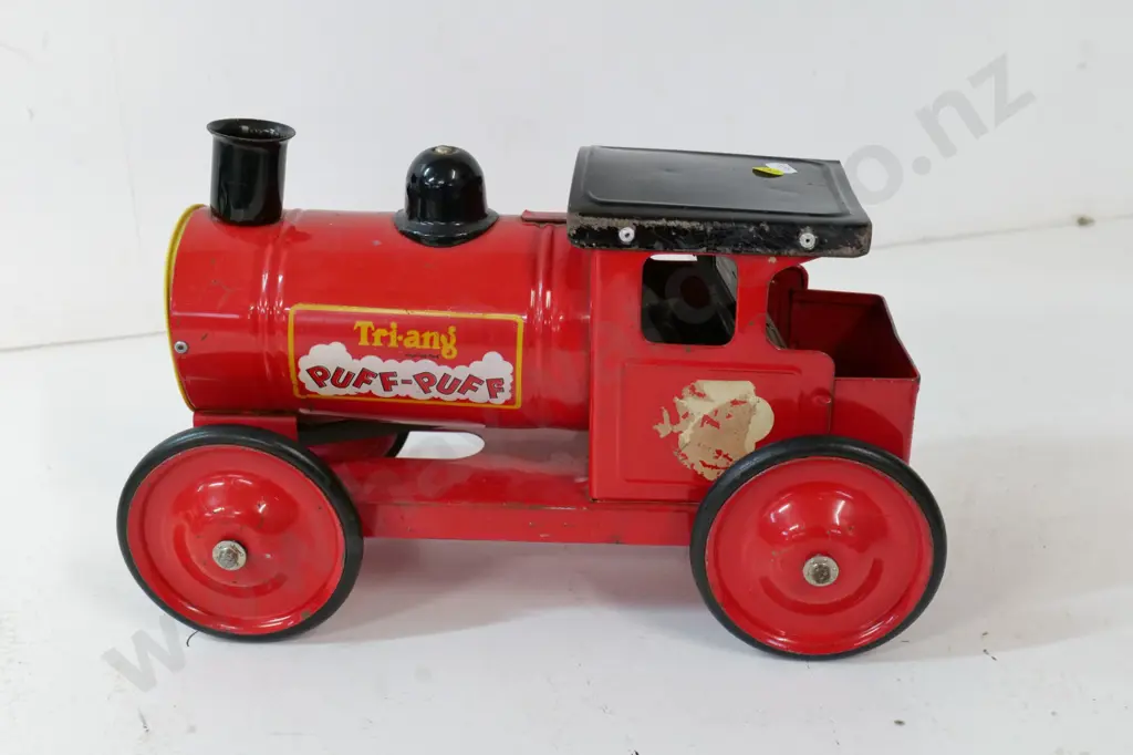 Triang Puff-Puff tin toy train engine - mechanism not working, may have missing parts H-200 L-360 Image 1++