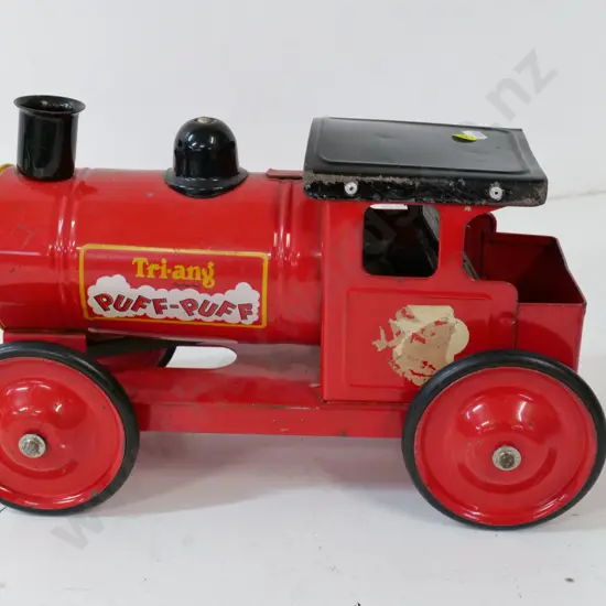 Triang Puff-Puff tin toy train engine - mechanism not working, may have missing parts H-200 L-360