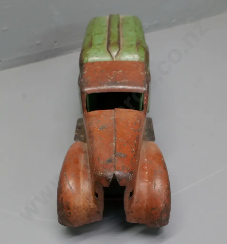 vintage tin toy delivery van - missing grille and back door - overall paint loss and wear H-140 L-430 Image 1++