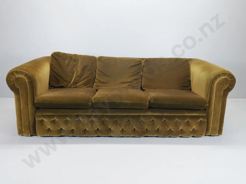 2 & 3-seater rolled arm chesterfield settees w/ deep button border, loose back cushions, some marks to velvet Image 1++