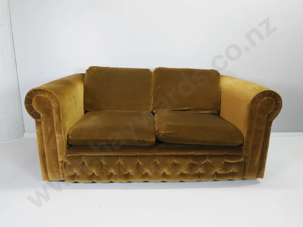 2 & 3-seater rolled arm chesterfield settees w/ deep button border, loose back cushions, some marks to velvet Image 1++